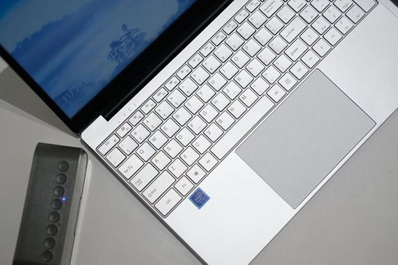 賈維斯 P12 筆記本怎么樣  賈維斯電腦參數測評