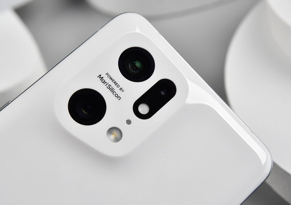 手機卡頓怎么辦?應該重啟還是關機再開機?